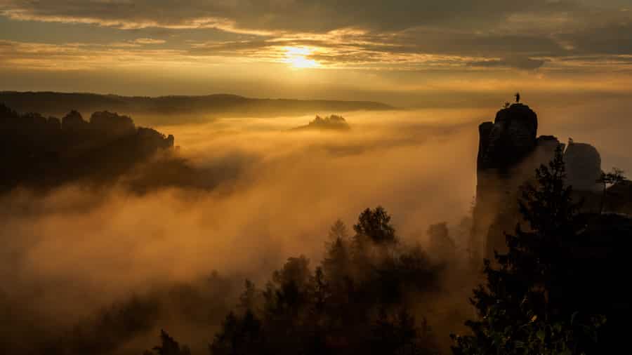 bdm 10 rbe moench im nebel