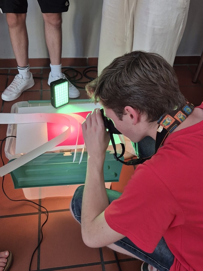 jakob beim fotografieren fotoworkshop abstrakt